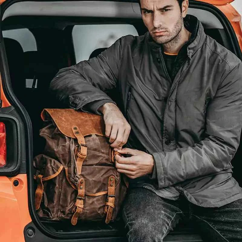Mochila Masculina De Lona Encerada E Couro Impermeável