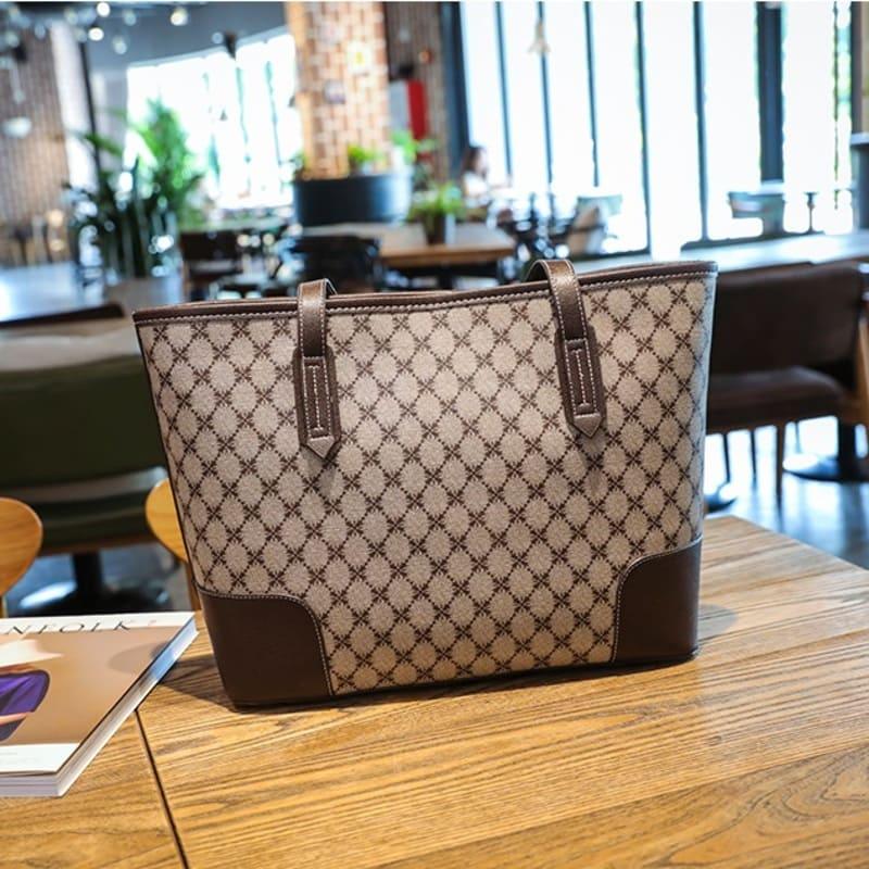 bolsa-de-ombro-feminina-xadrez-guta-4